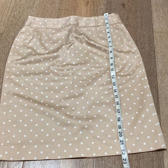 J crew tan and white polkadotted pencil skirt size 4 - Picture 6 of 7